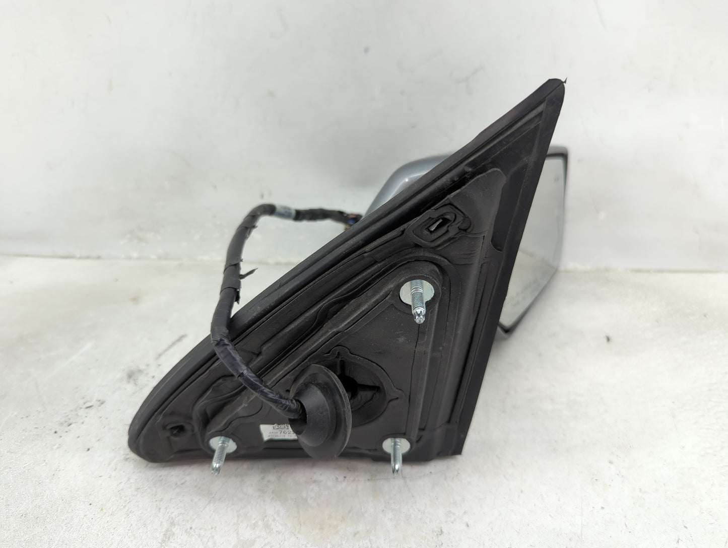 2018 Gmc Yukon Passenger Side View Mirror - Right Door Mirror OEM Used - Oemusedautoparts1.com