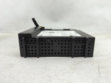 2017-2018 Gmc Yukon Radio AM FM Cd Player Receiver Replacement P/N:84278527 Fits Fits 2017 2018 2019 OEM Used Auto Parts - O