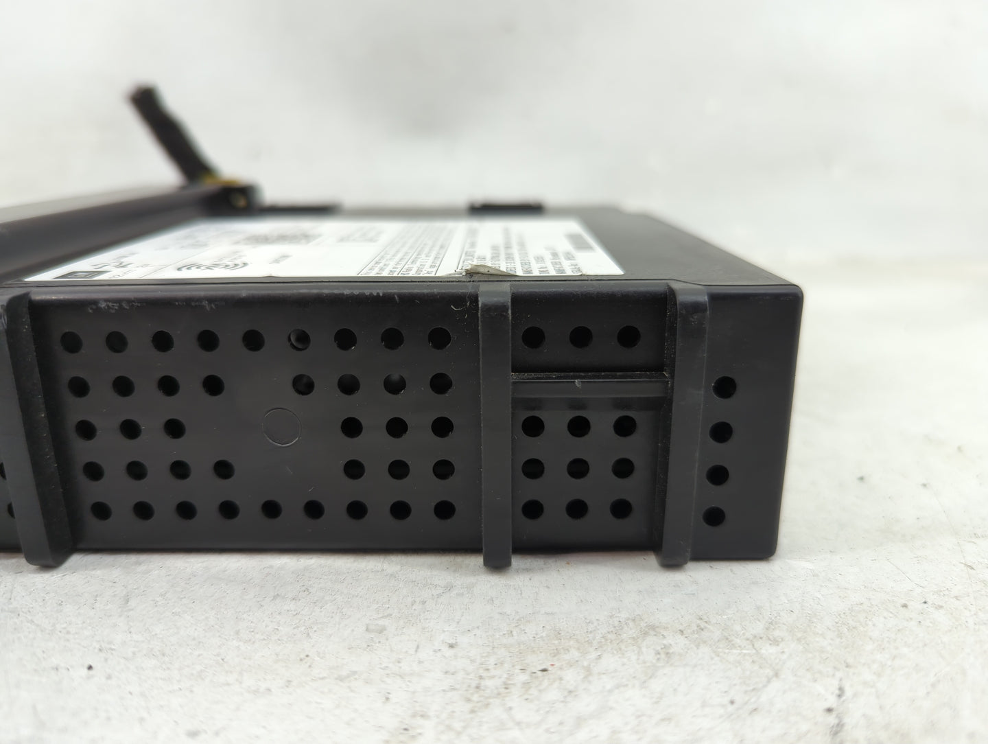 2017-2018 Gmc Yukon Radio AM FM Cd Player Receiver Replacement P/N:84278527 Fits Fits 2017 2018 2019 OEM Used Auto Parts - O