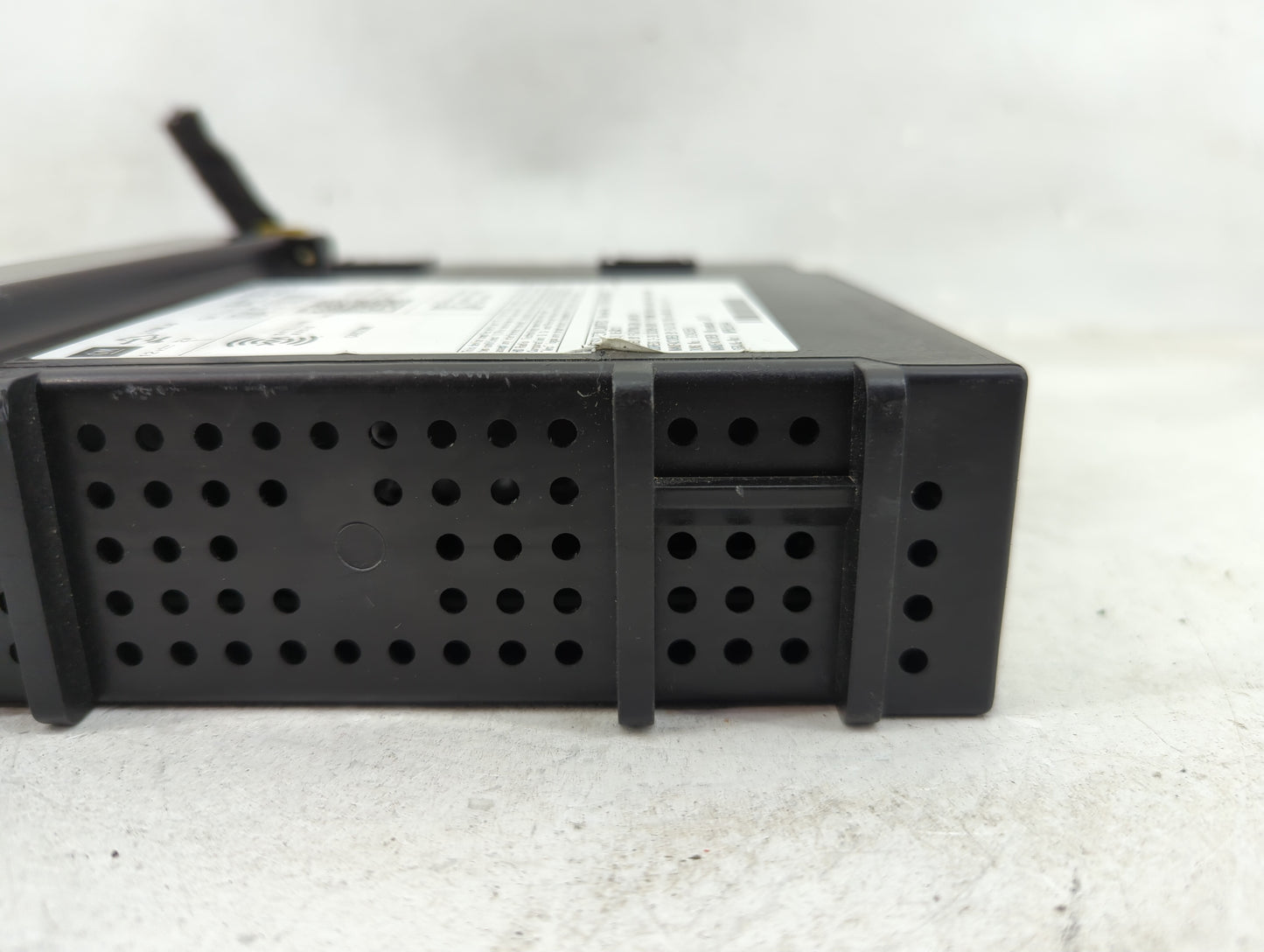 2017-2018 Gmc Yukon Radio AM FM Cd Player Receiver Replacement P/N:84278527 Fits Fits 2017 2018 2019 OEM Used Auto Parts - O