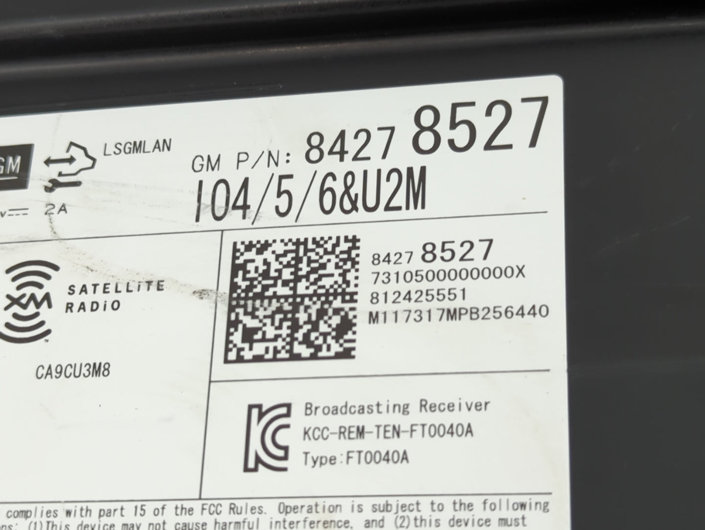 2017-2018 Gmc Yukon Radio AM FM Cd Player Receiver Replacement P/N:84278527 Fits Fits 2017 2018 2019 OEM Used Auto Parts - O