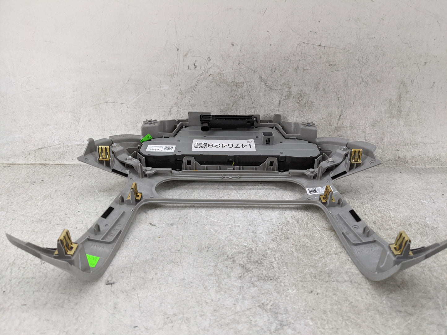 2017-2020 Gmc Yukon Climate Control Module Temperature AC/Heater Replacement P/N:84258727 815372982 Fits Fits 2017 2018 2019