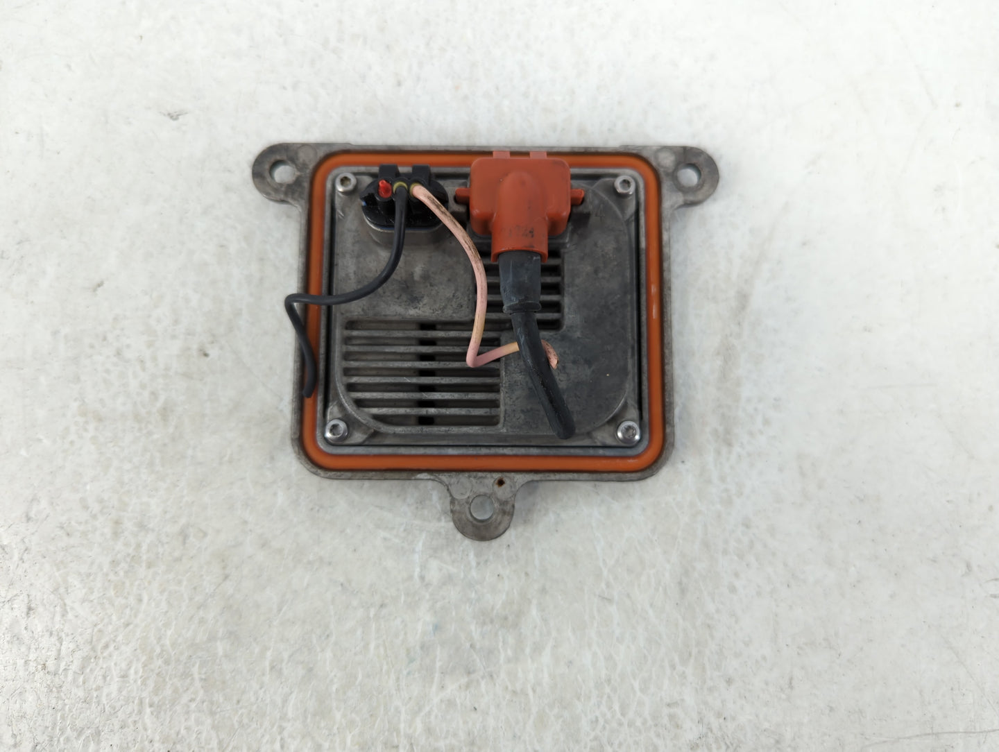 2018 Gmc Yukon Headlight Ballast Head Light - Oemusedautoparts1.com