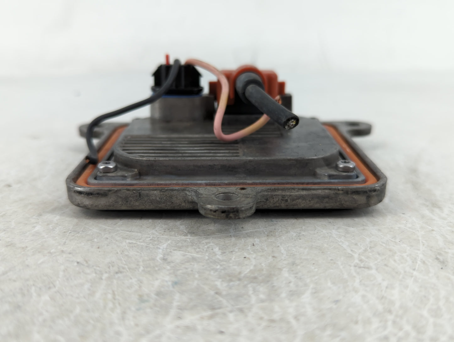 2018 Gmc Yukon Headlight Ballast Head Light - Oemusedautoparts1.com