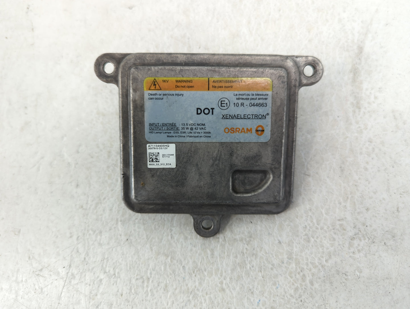 2018 Gmc Yukon Headlight Ballast Head Light - Oemusedautoparts1.com