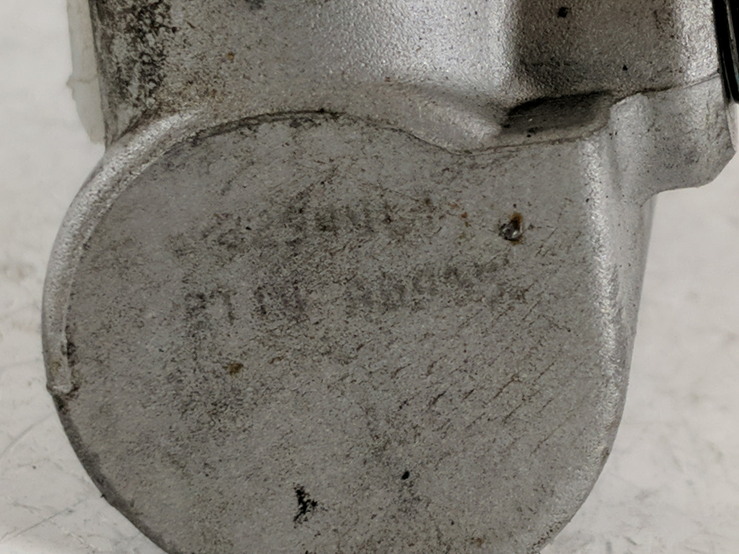 Gmc Yukon Xl 1500 Brake Master Cylinder - Oemusedautoparts1.com