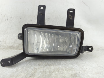 Gmc Yukon Xl 1500 Driver Left Oem Fog Light Lamp - Oemusedautoparts1.com