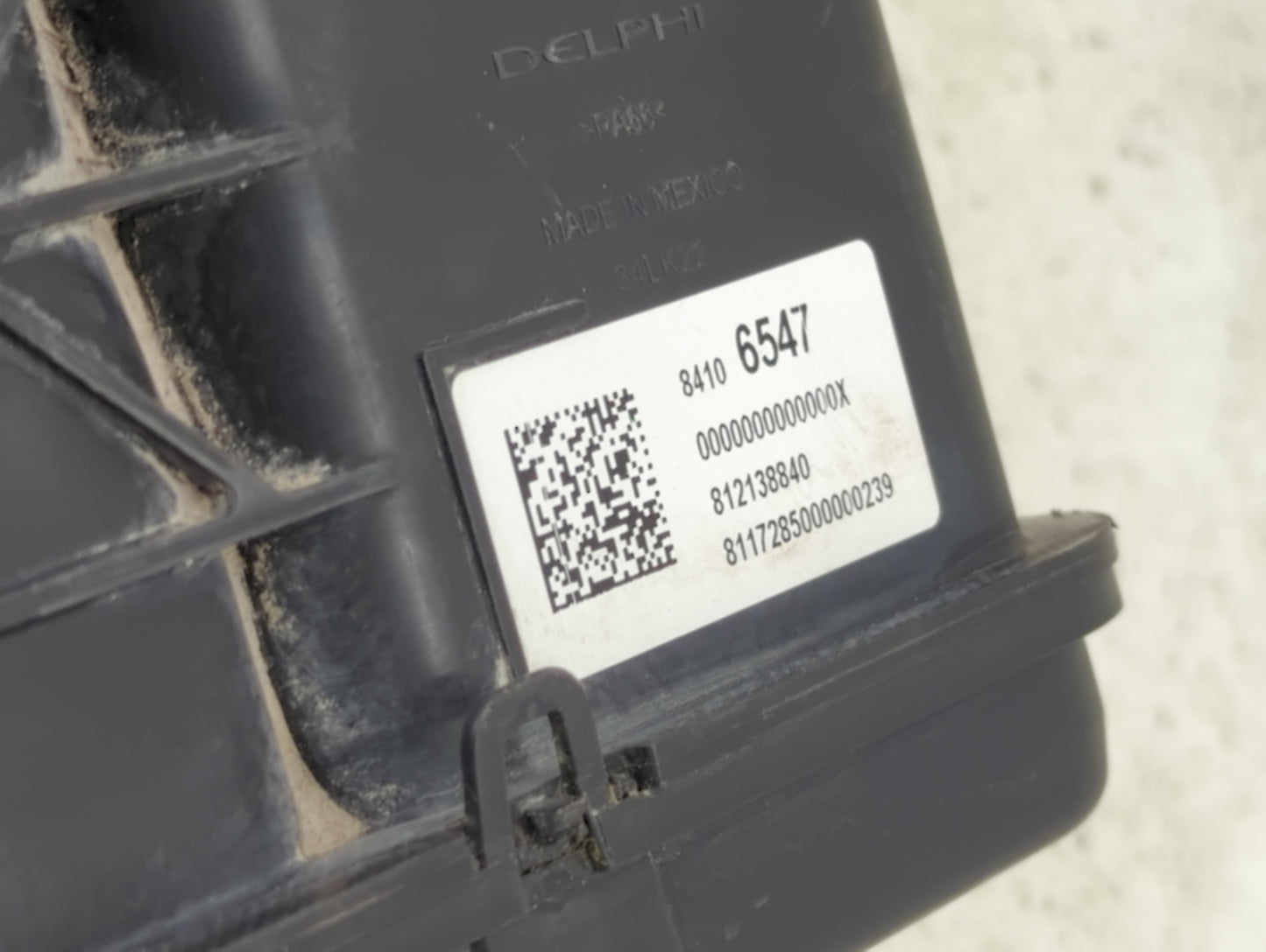 2018 Gmc Yukon Xl 1500 Fuel Vapor Charcoal Canister - Oemusedautoparts1.com
