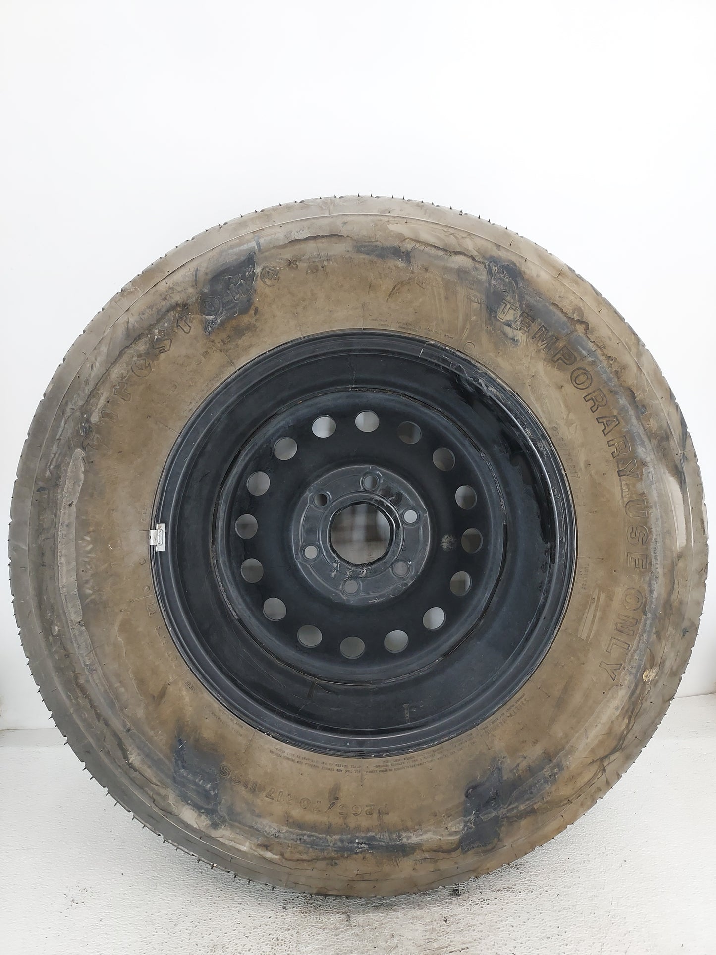 2007-2014 Gmc Yukon Xl 1500 Spare Donut Tire Wheel Rim Oem - Oemusedautoparts1.com