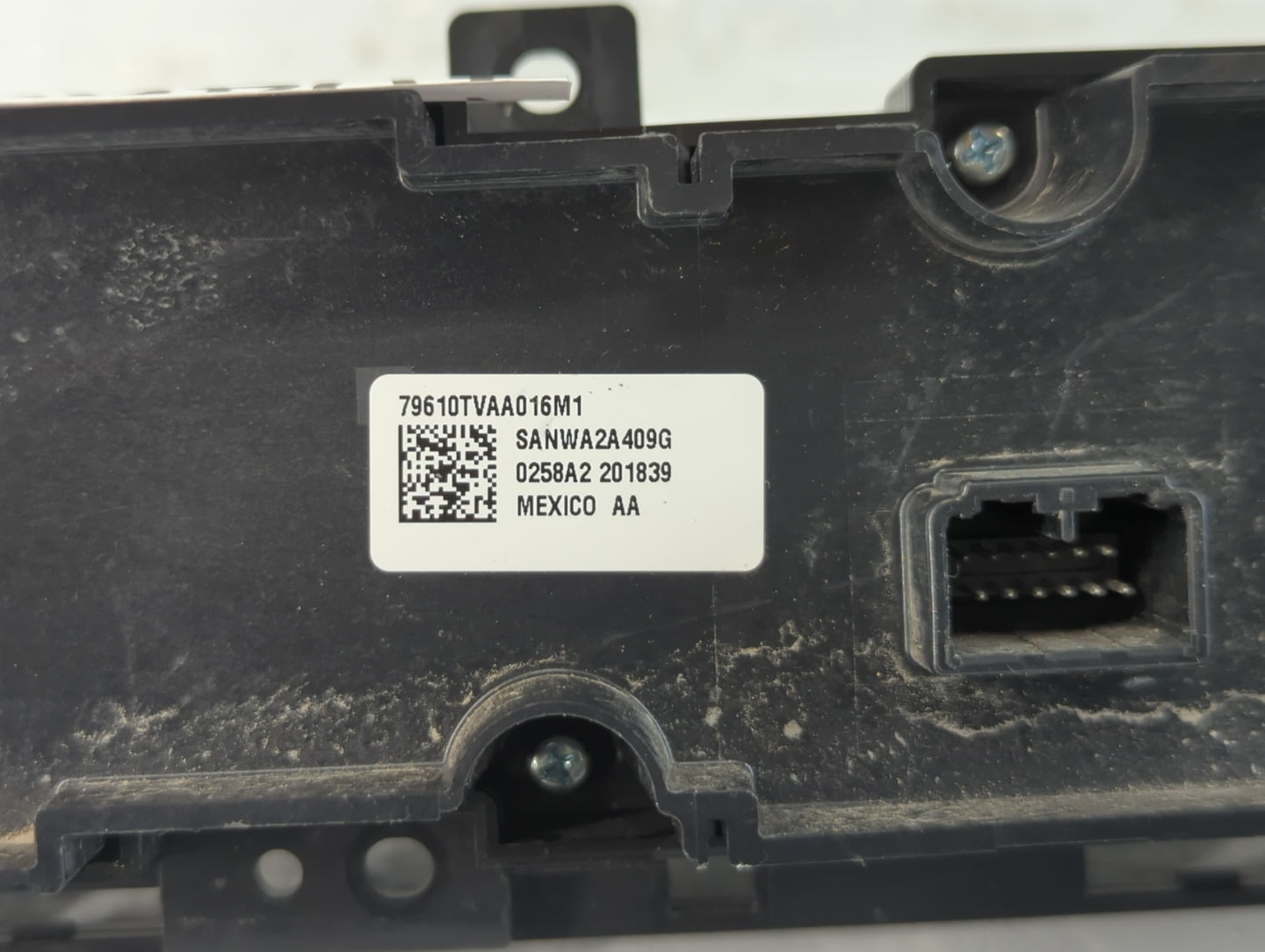 2018-2020 Honda Accord Climate Control Module Temperature AC/Heater Replacement P/N:79610TVAA016M1 Fits Fits 2018 2019 2020 