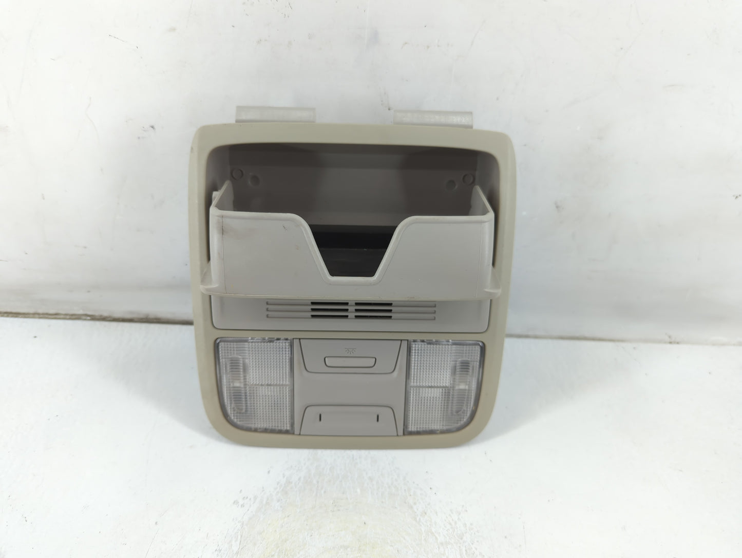 2018 Honda Accord Overhead Roof Console 1047682 - Oemusedautoparts1.com