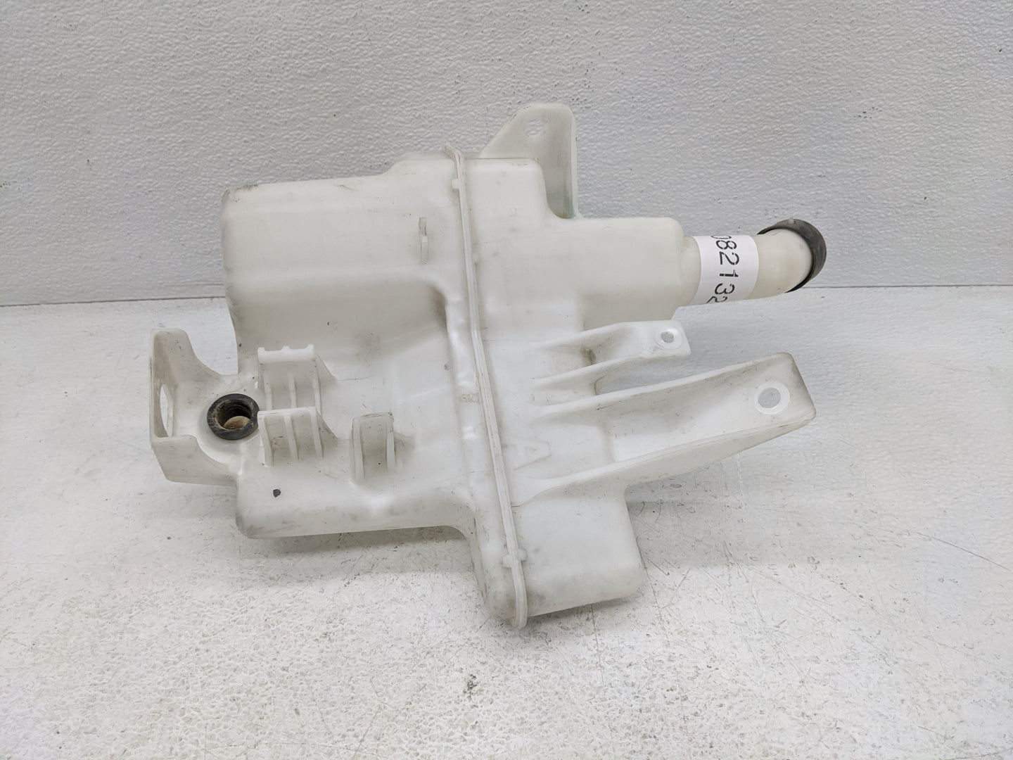 2018-2022 Honda Accord Windshield Washer Fluid Reservoir Bottle Oem - Oemusedautoparts1.com