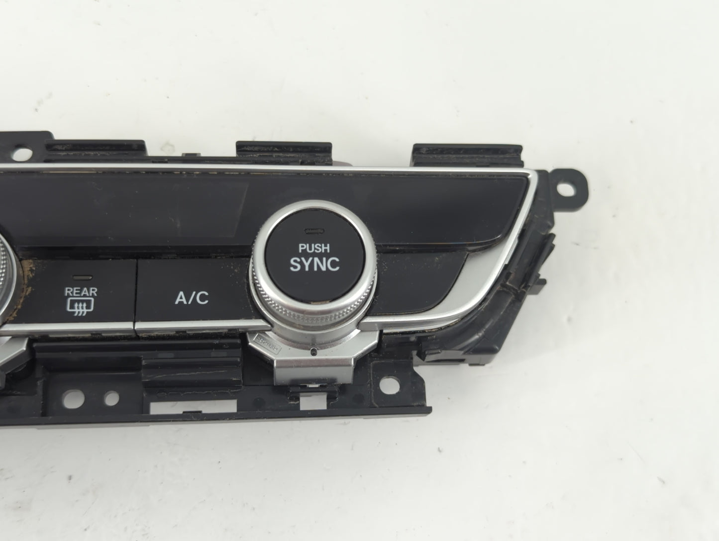 2018-2022 Honda Accord Climate Control Module Temperature AC/Heater Replacement P/N:79610TVAA016M1 Fits OEM Used Auto Parts 