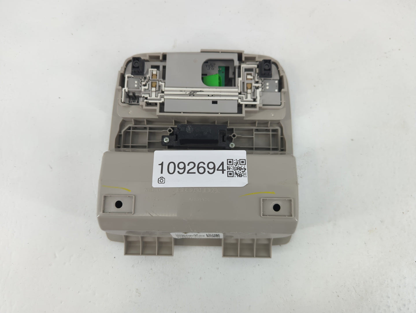 2018 Honda Accord Overhead Roof Console 1092694 - Oemusedautoparts1.com