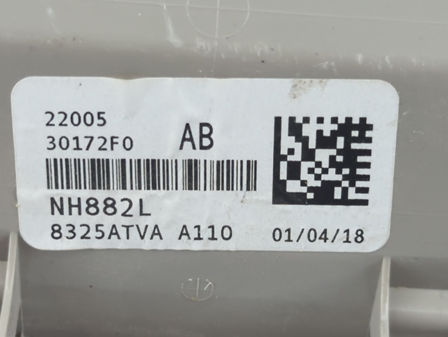 2018 Honda Accord Overhead Roof Console 1092694 - Oemusedautoparts1.com