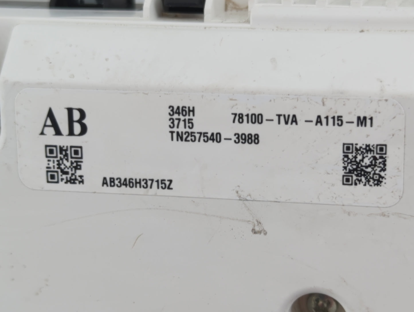 2018-2020 Honda Accord Instrument Cluster Speedometer Gauges P/N:78100-TVA-A115-M1 Fits Fits 2018 2019 2020 OEM Used Auto Pa