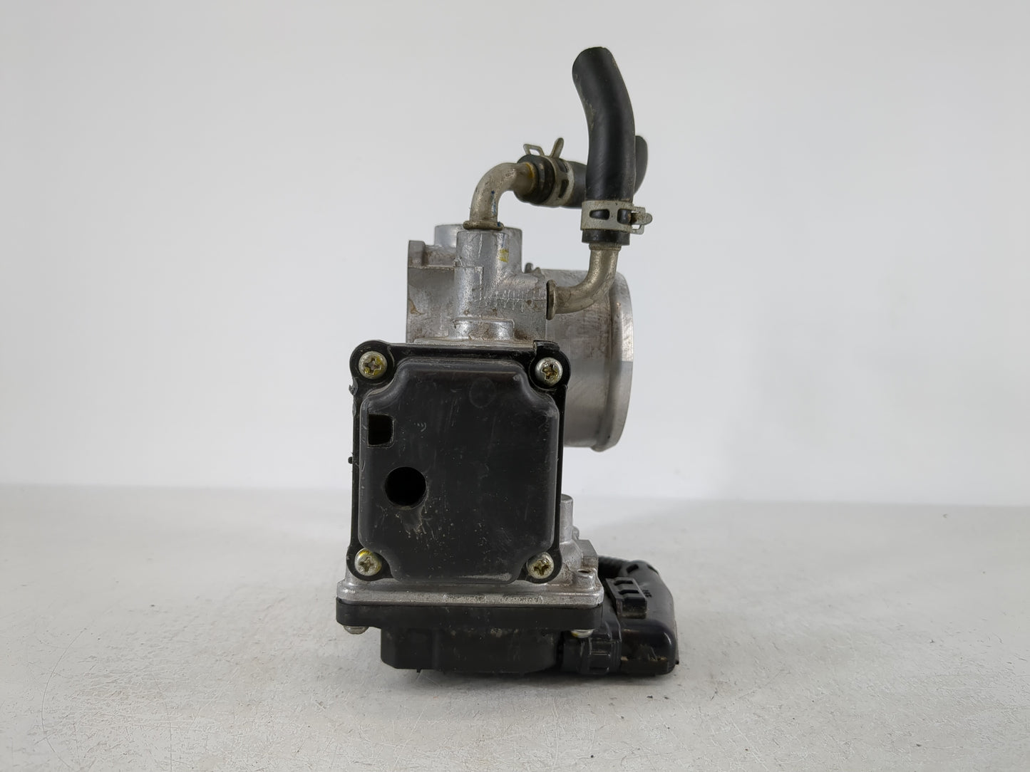 2018-2022 Honda Accord Throttle Body P/N:M22857902693 Fits Fits 2016 2017 2018 2019 2020 2021 2022 OEM Used Auto Parts - Oem