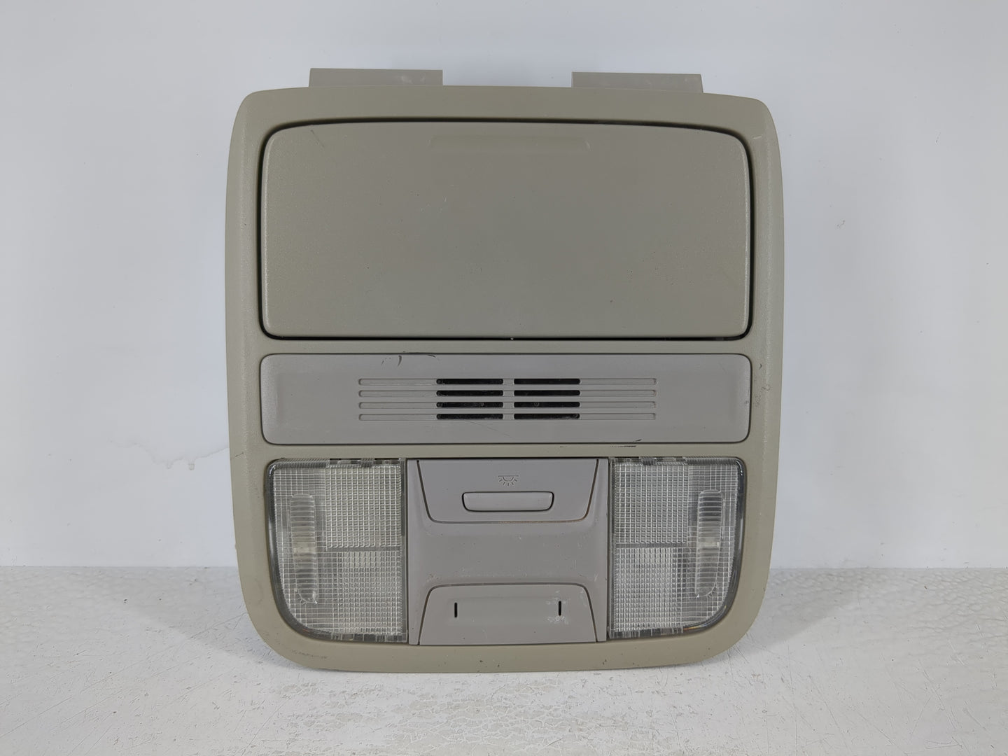 2018 Honda Accord Overhead Roof Console 1111425 - Oemusedautoparts1.com