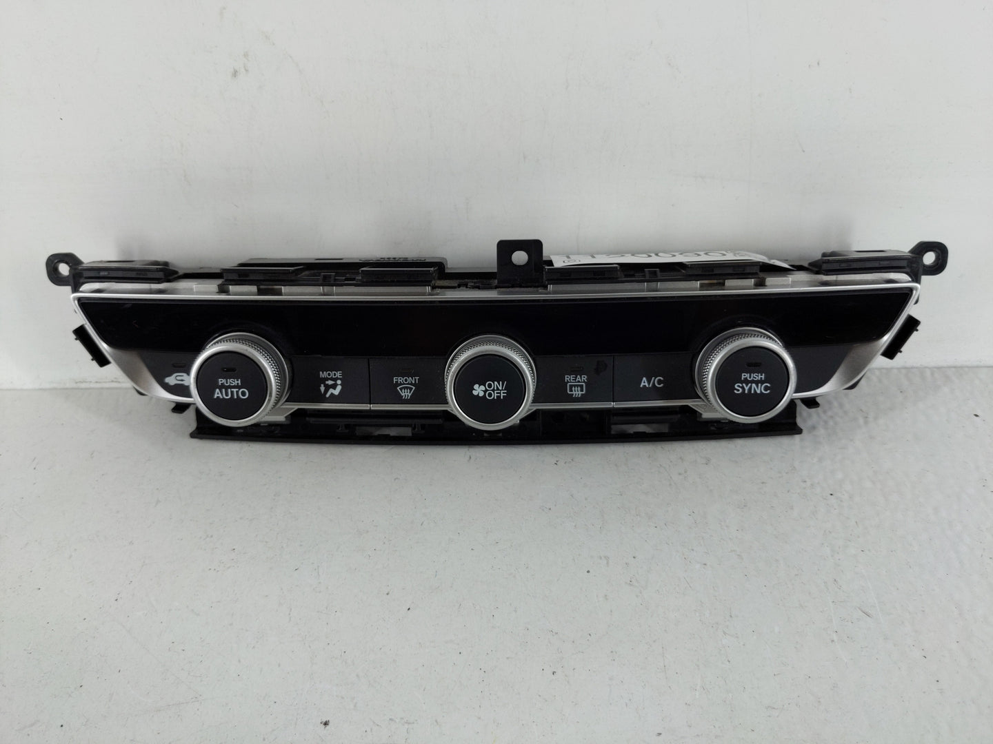 2018-2020 Honda Accord Climate Control Module Temperature AC/Heater Replacement P/N:79610TVAA016M1 Fits Fits 2018 2019 2020 