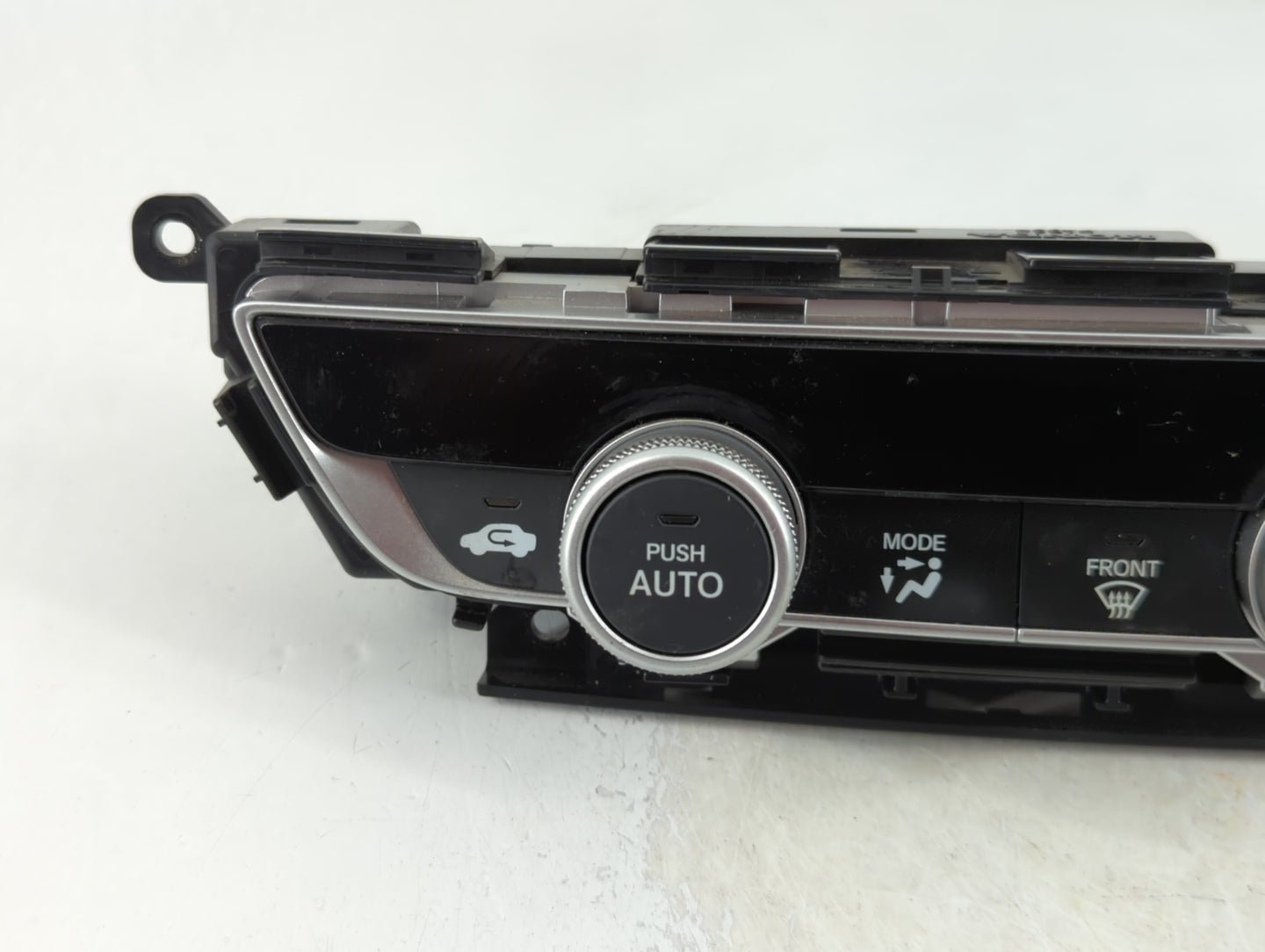 2018-2020 Honda Accord Climate Control Module Temperature AC/Heater Replacement P/N:79610TVAA016M1 Fits Fits 2018 2019 2020 