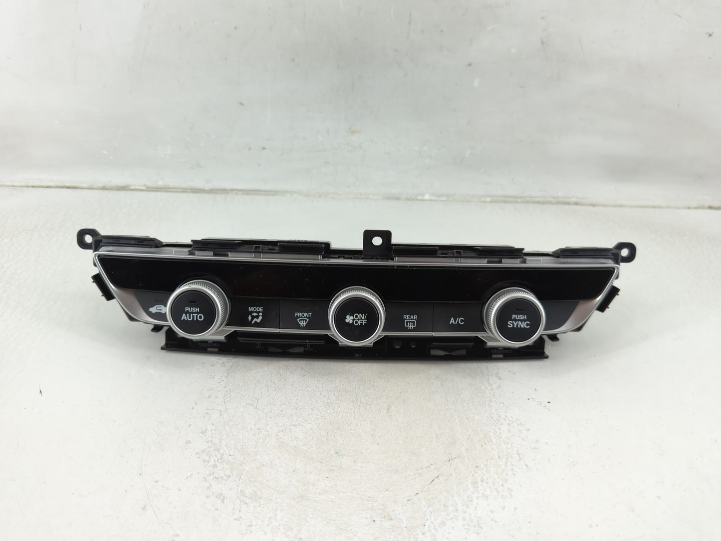 2018-2020 Honda Accord Climate Control Module Temperature AC/Heater Replacement P/N:79610TVAA016M1 Fits Fits 2018 2019 2020 