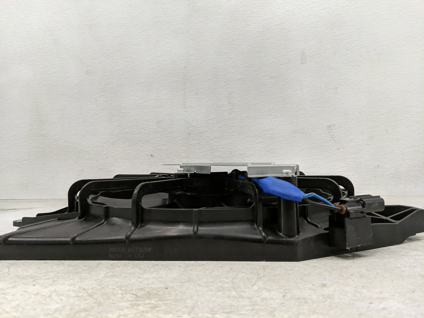 2018-2022 Honda Accord Electric Radiator Cooling Fan Motor Assembly Fits Fits 2018 2019 2020 2021 2022 OEM Used Auto Parts -