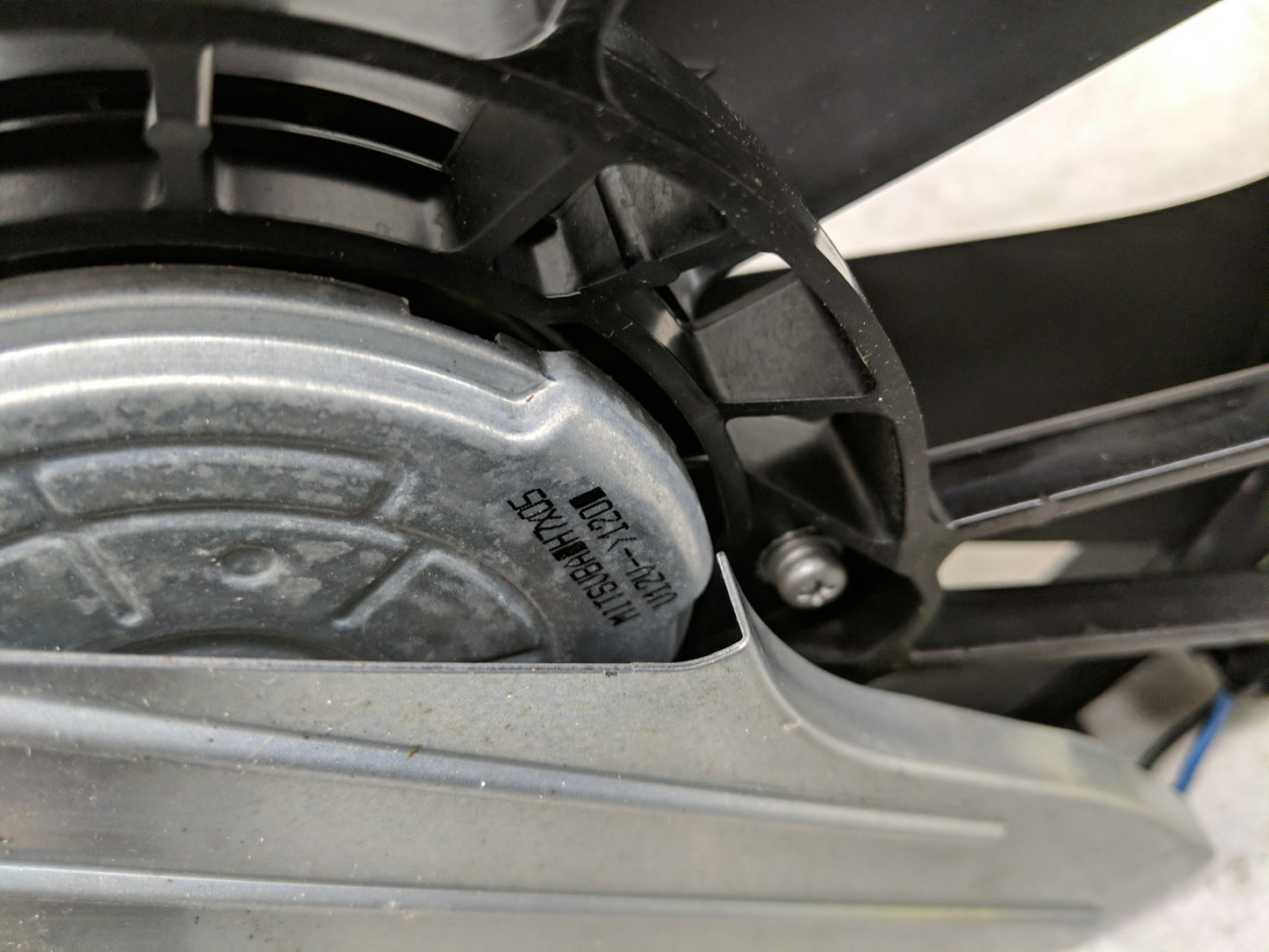 2018-2022 Honda Accord Electric Radiator Cooling Fan Motor Assembly Fits Fits 2018 2019 2020 2021 2022 OEM Used Auto Parts -