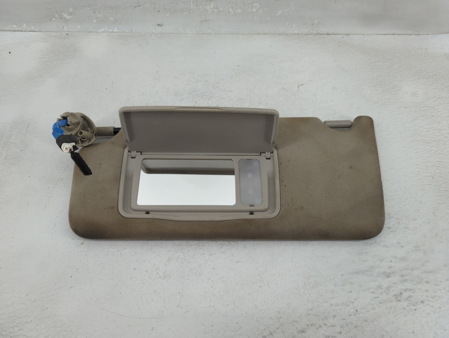 2018-2022 Honda Accord Sun Visor Shade Replacement Passenger Right Mirror Fits Fits 2018 2019 2020 2021 2022 OEM Used Auto P