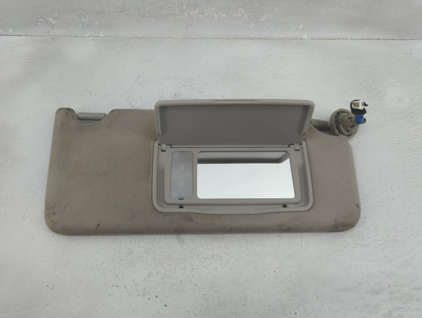 2018-2022 Honda Accord Sun Visor Shade Replacement Passenger Right Mirror Fits Fits 2018 2019 2020 2021 2022 OEM Used Auto P