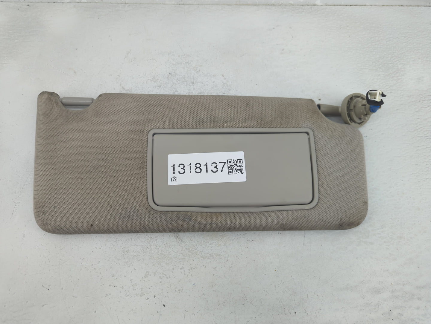 2018-2022 Honda Accord Sun Visor Shade Replacement Passenger Right Mirror Fits Fits 2018 2019 2020 2021 2022 OEM Used Auto P