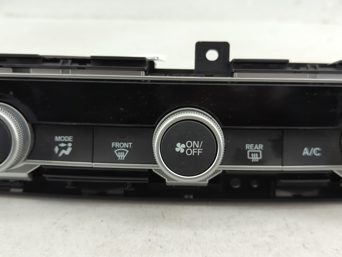 2018-2020 Honda Accord Climate Control Module Temperature AC/Heater Replacement P/N:79610TVAA016M1 79610TVAA316M1 Fits OEM U