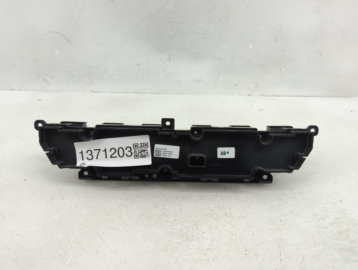 2018-2020 Honda Accord Climate Control Module Temperature AC/Heater Replacement P/N:79610TVAA316M1 Fits Fits 2018 2019 2020 