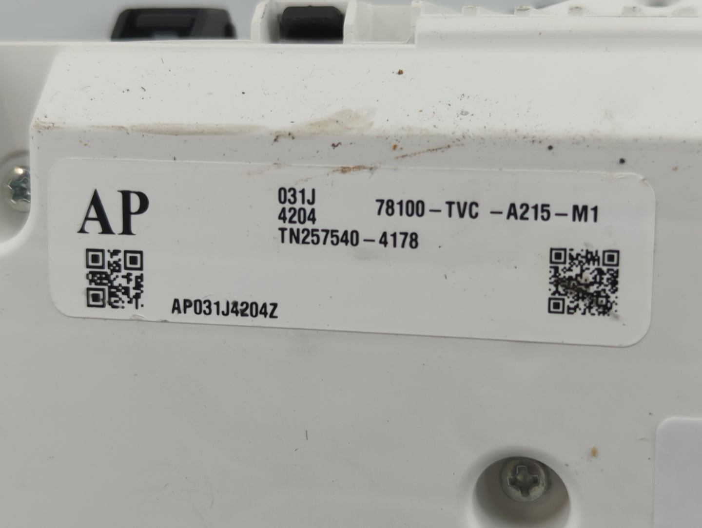 2018-2020 Honda Accord Instrument Cluster Speedometer Gauges P/N:78100-TVC-A215-M1 Fits Fits 2018 2019 2020 OEM Used Auto Pa