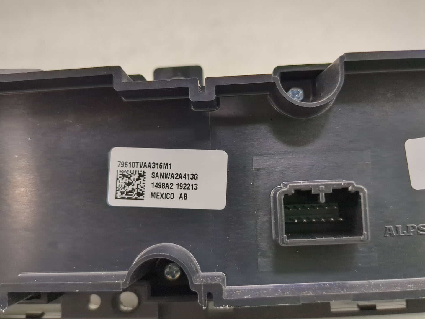 2018-2020 Honda Accord Climate Control Module Temperature AC/Heater Replacement P/N:79610TVAA316M1 Fits Fits 2018 2019 2020 