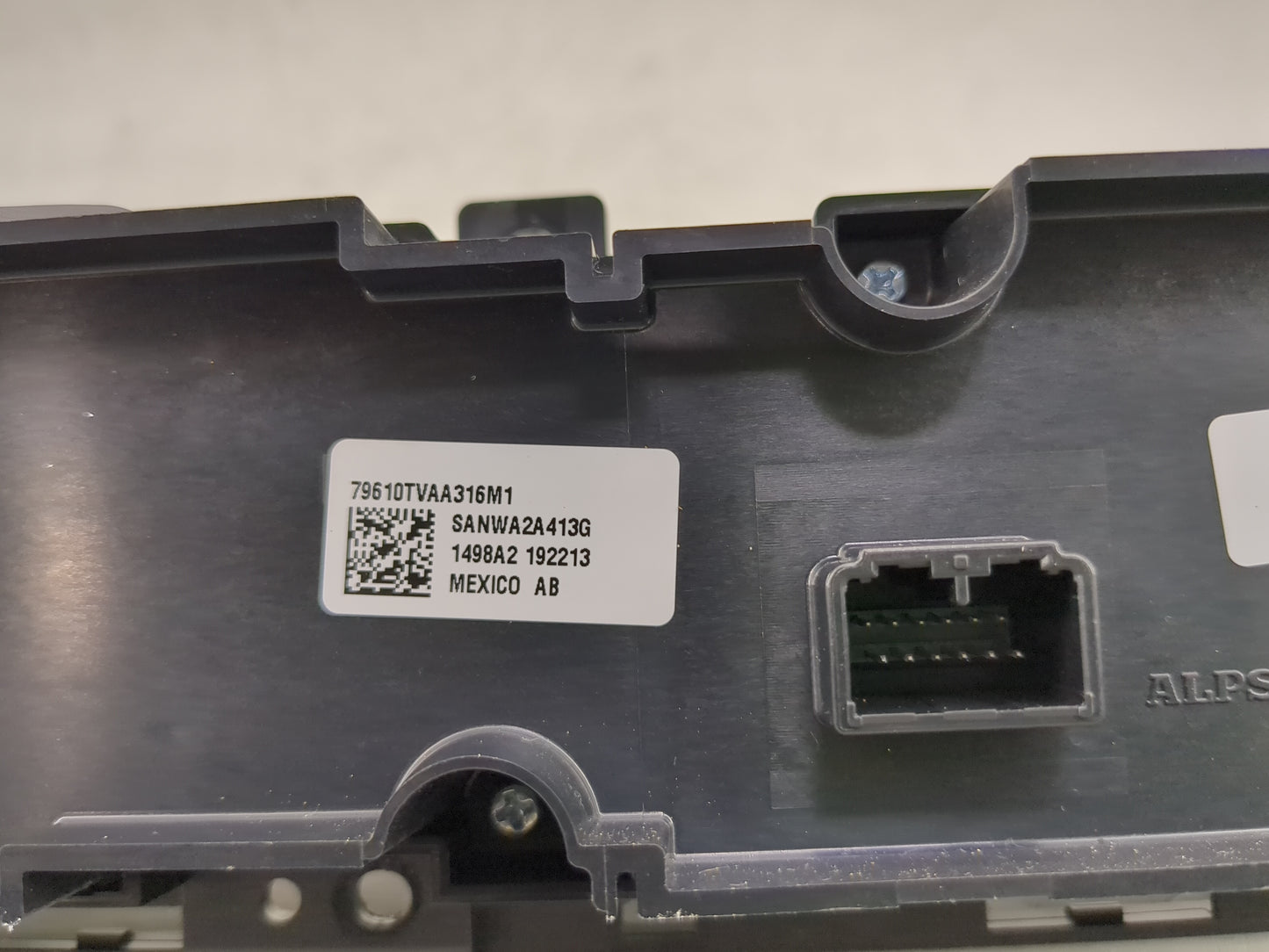 2018-2020 Honda Accord Climate Control Module Temperature AC/Heater Replacement P/N:79610TVAA316M1 Fits Fits 2018 2019 2020 
