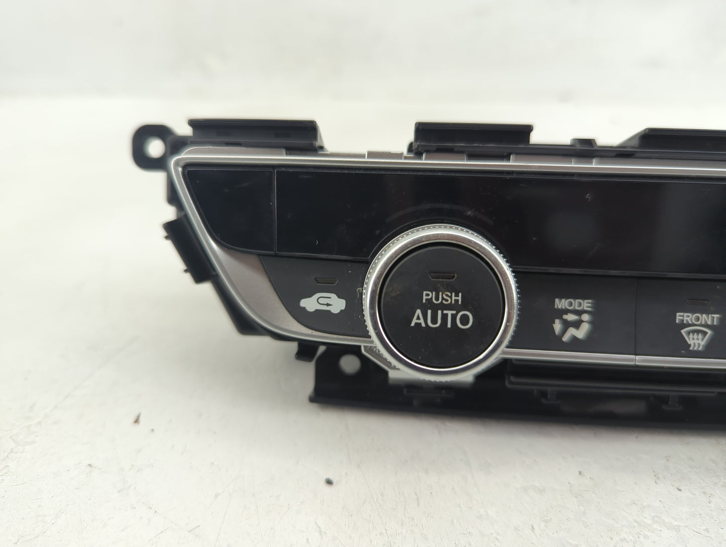 2018-2020 Honda Accord Climate Control Module Temperature AC/Heater Replacement P/N:79610TVAA316M1 Fits Fits 2018 2019 2020 