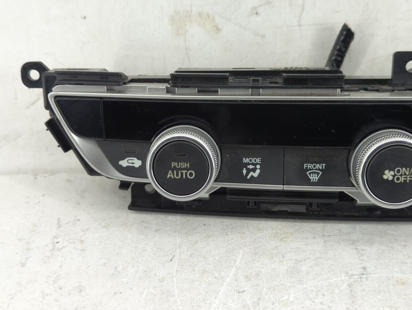 2018-2020 Honda Accord Climate Control Module Temperature AC/Heater Replacement P/N:79610TVAA316M1 Fits Fits 2018 2019 2020 
