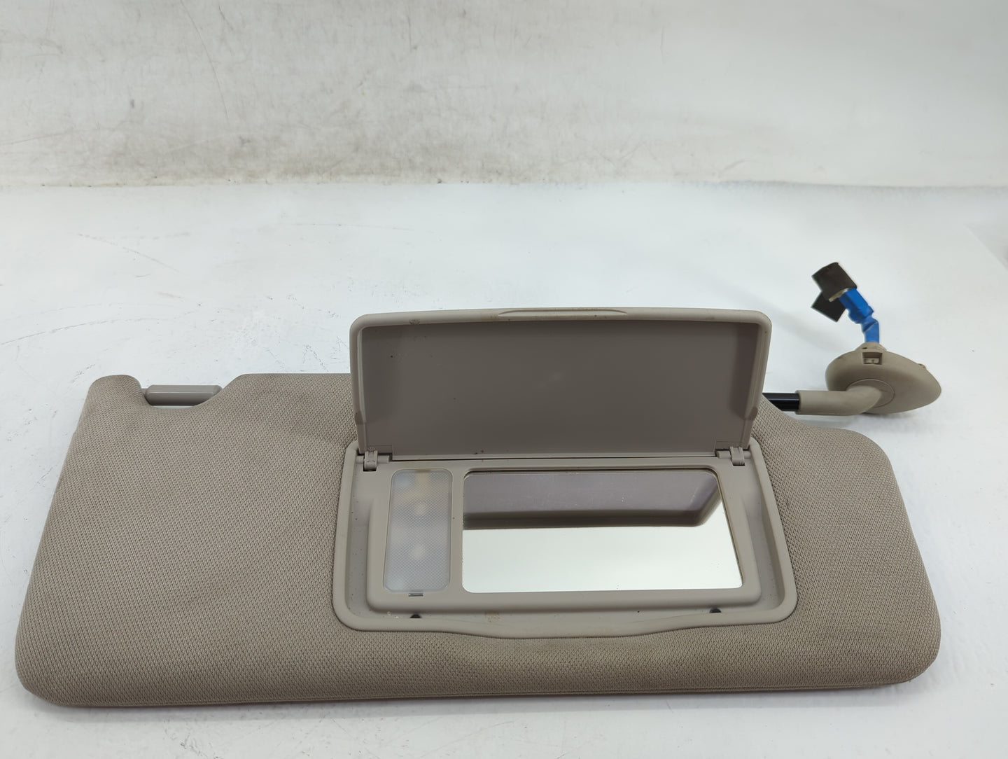 2018-2022 Honda Accord Sun Visor Shade Replacement Passenger Right Mirror Fits Fits 2018 2019 2020 2021 2022 OEM Used Auto P