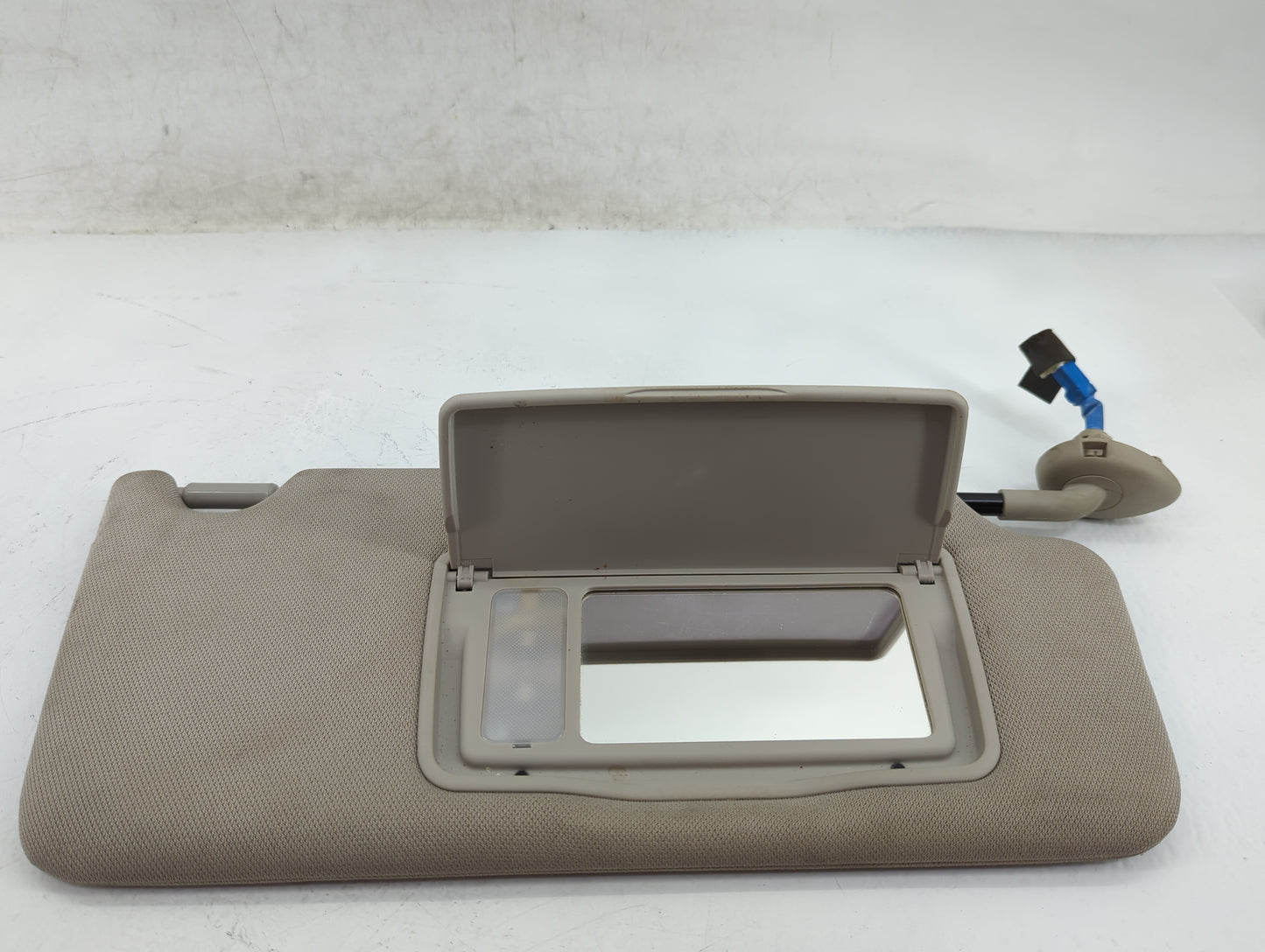 2018-2022 Honda Accord Sun Visor Shade Replacement Passenger Right Mirror Fits Fits 2018 2019 2020 2021 2022 OEM Used Auto P