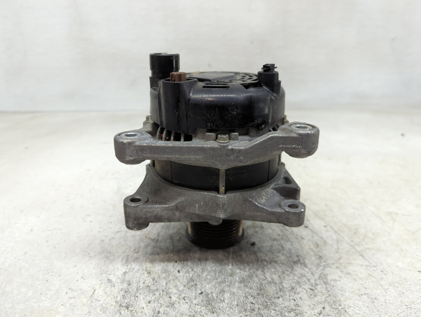 2018-2022 Honda Accord Alternator Replacement Generator Charging Assembly Engine OEM P/N:CSP71 104211-4340 Fits OEM Used Aut