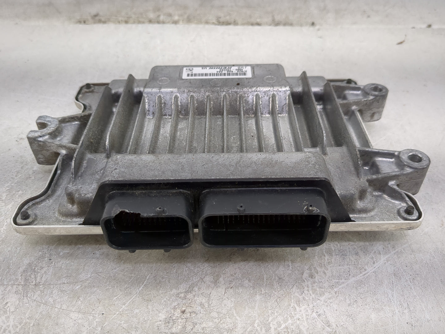 2018-2020 Honda Accord PCM Engine Control Computer ECU ECM PCU OEM P/N:37820-6A0-A64 Fits Fits 2018 2019 2020 OEM Used Auto 