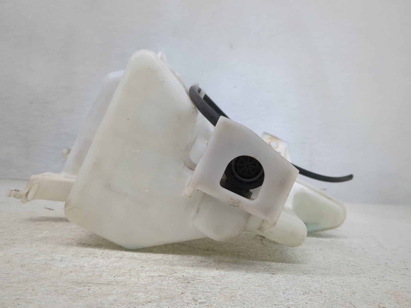 2018-2022 Honda Accord Windshield Washer Fluid Reservoir Bottle Oem - Oemusedautoparts1.com