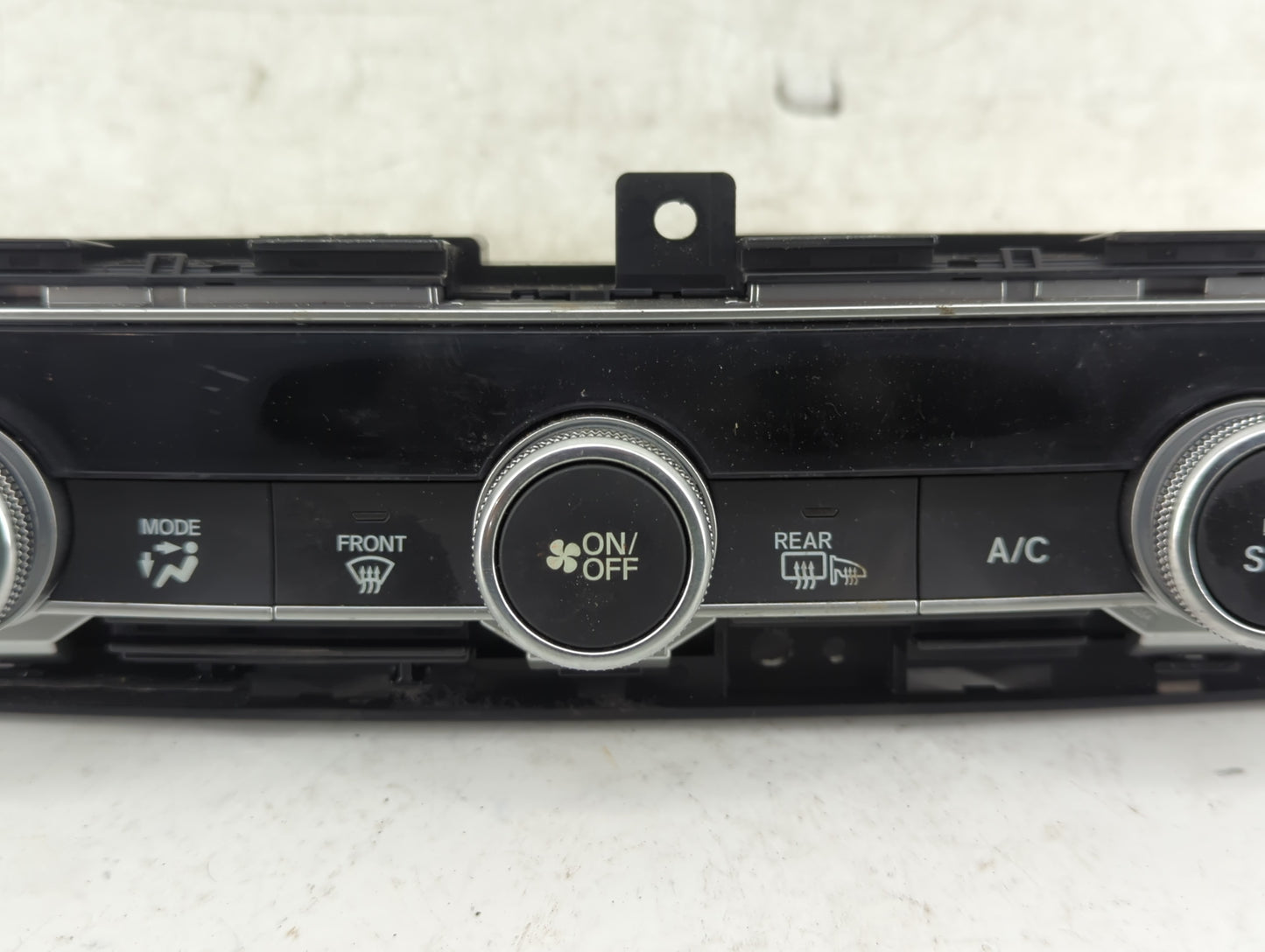 2018-2020 Honda Accord Climate Control Module Temperature AC/Heater Replacement P/N:79610TVAA316M1 Fits Fits 2018 2019 2020 
