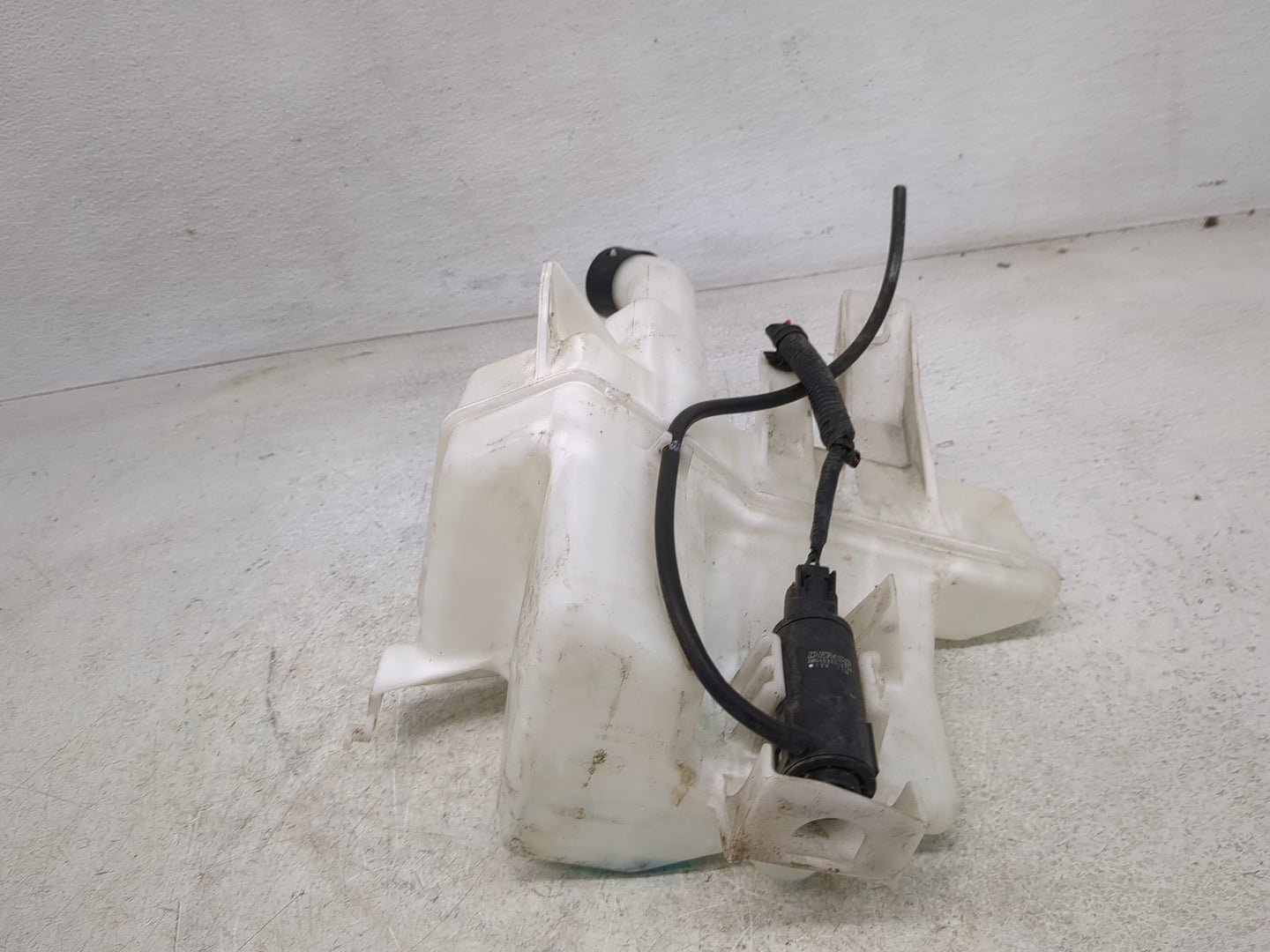 2018-2022 Honda Accord Windshield Washer Fluid Reservoir Bottle Oem - Oemusedautoparts1.com