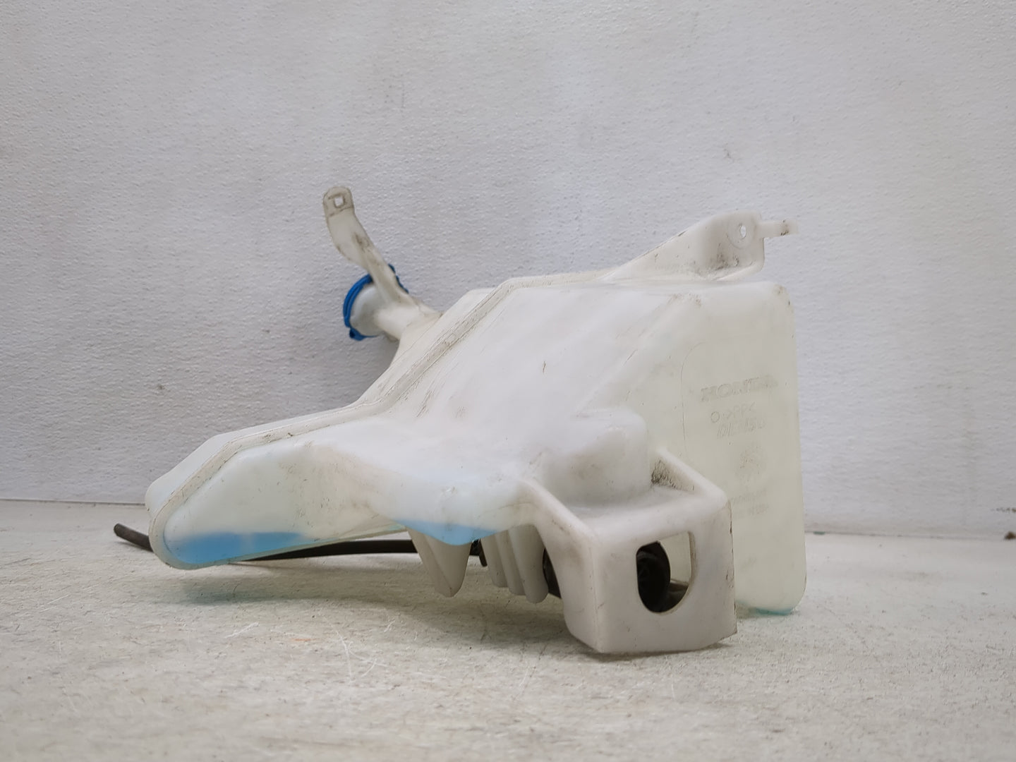 2018-2022 Honda Accord Windshield Washer Fluid Reservoir Bottle Oem - Oemusedautoparts1.com
