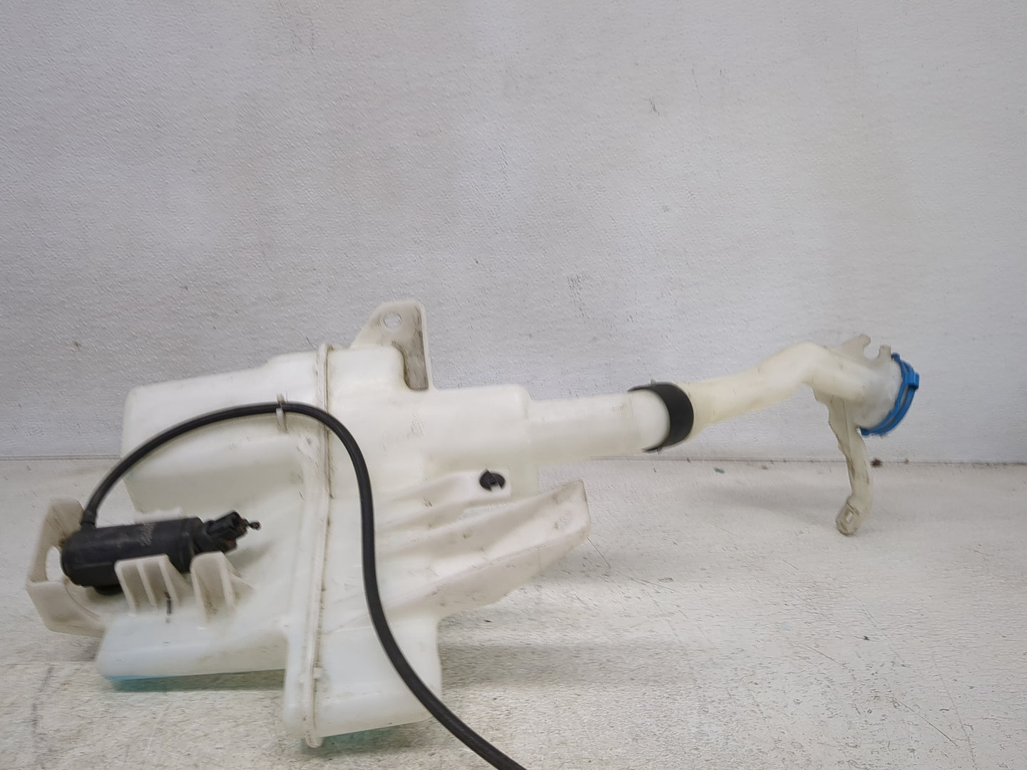 2018-2022 Honda Accord Windshield Washer Fluid Reservoir Bottle Oem - Oemusedautoparts1.com