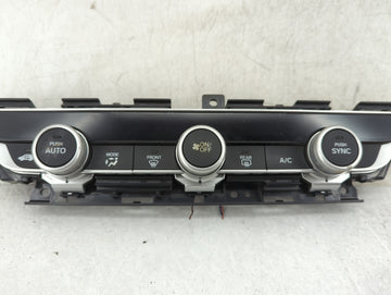 2018-2020 Honda Accord Climate Control Module Temperature AC/Heater Replacement P/N:79610TVAA016M1 Fits Fits 2018 2019 2020 OEM Used Auto Parts