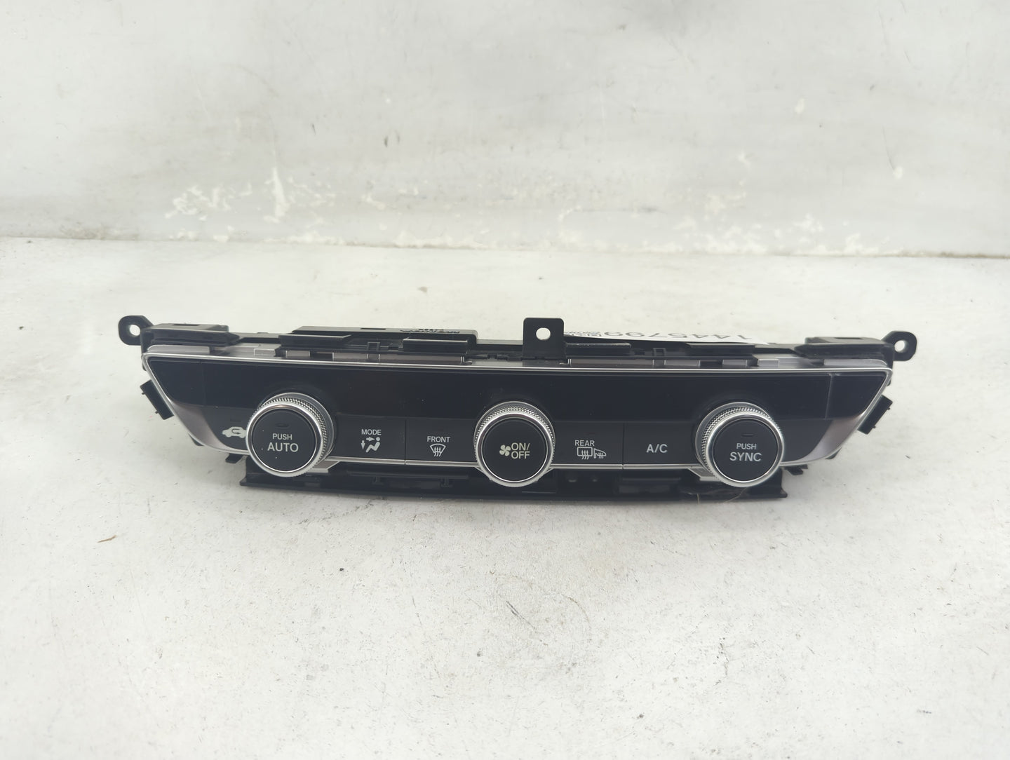 2018-2022 Honda Accord Climate Control Module Temperature AC/Heater Replacement P/N:79610TVAA316M1 Fits OEM Used Auto Parts 
