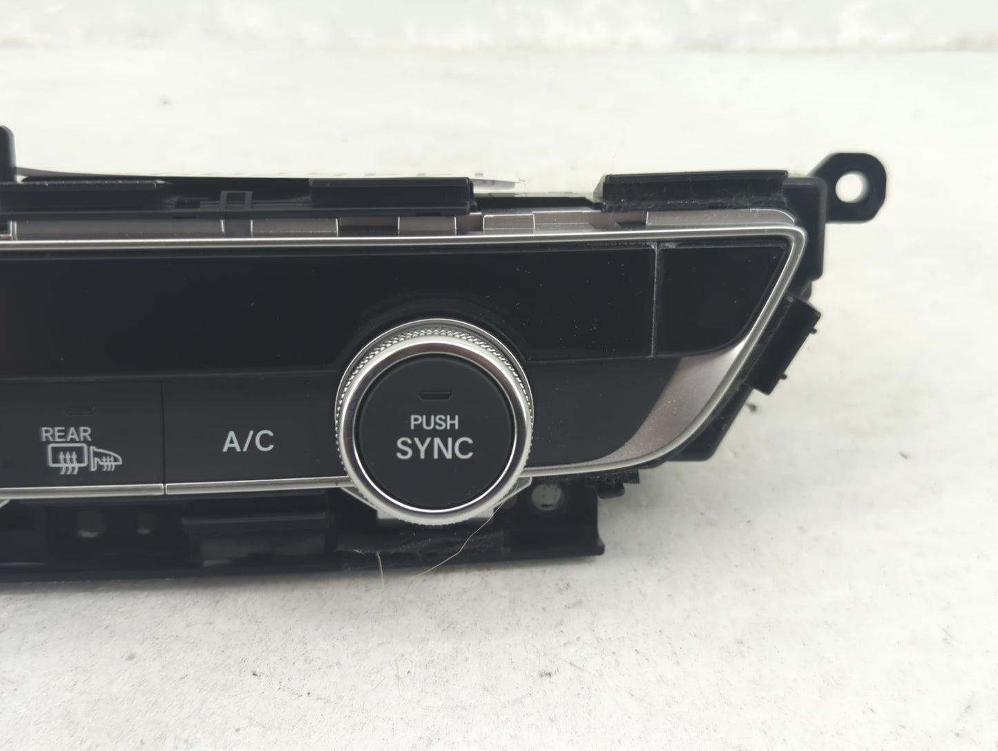 2018-2022 Honda Accord Climate Control Module Temperature AC/Heater Replacement P/N:79610TVAA316M1 Fits OEM Used Auto Parts 