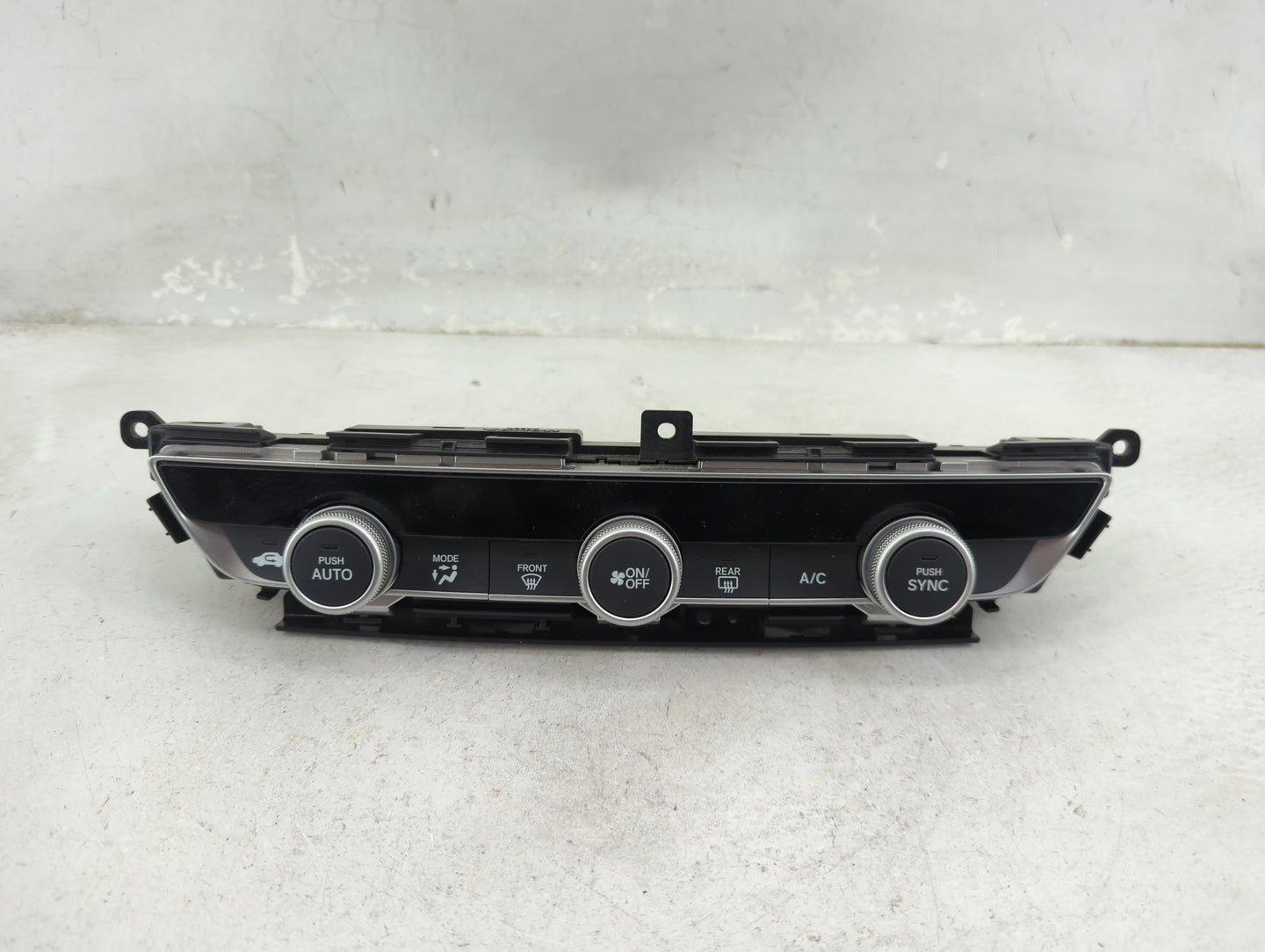 2018 Honda Accord Climate Control Module Temperature AC/Heater Replacement P/N:79610TVAA210M1 SANWA2A955A Fits OEM Used Auto